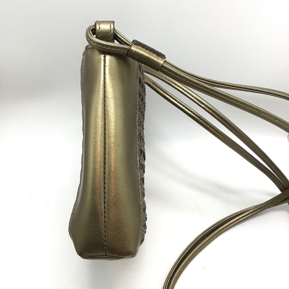 Liz Claiborne Gold Woven Small Crossbody Bag Purse - Picture 8 of 13